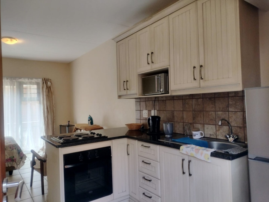 1 Bedroom Property for Sale in Vredenhof Sh Free State